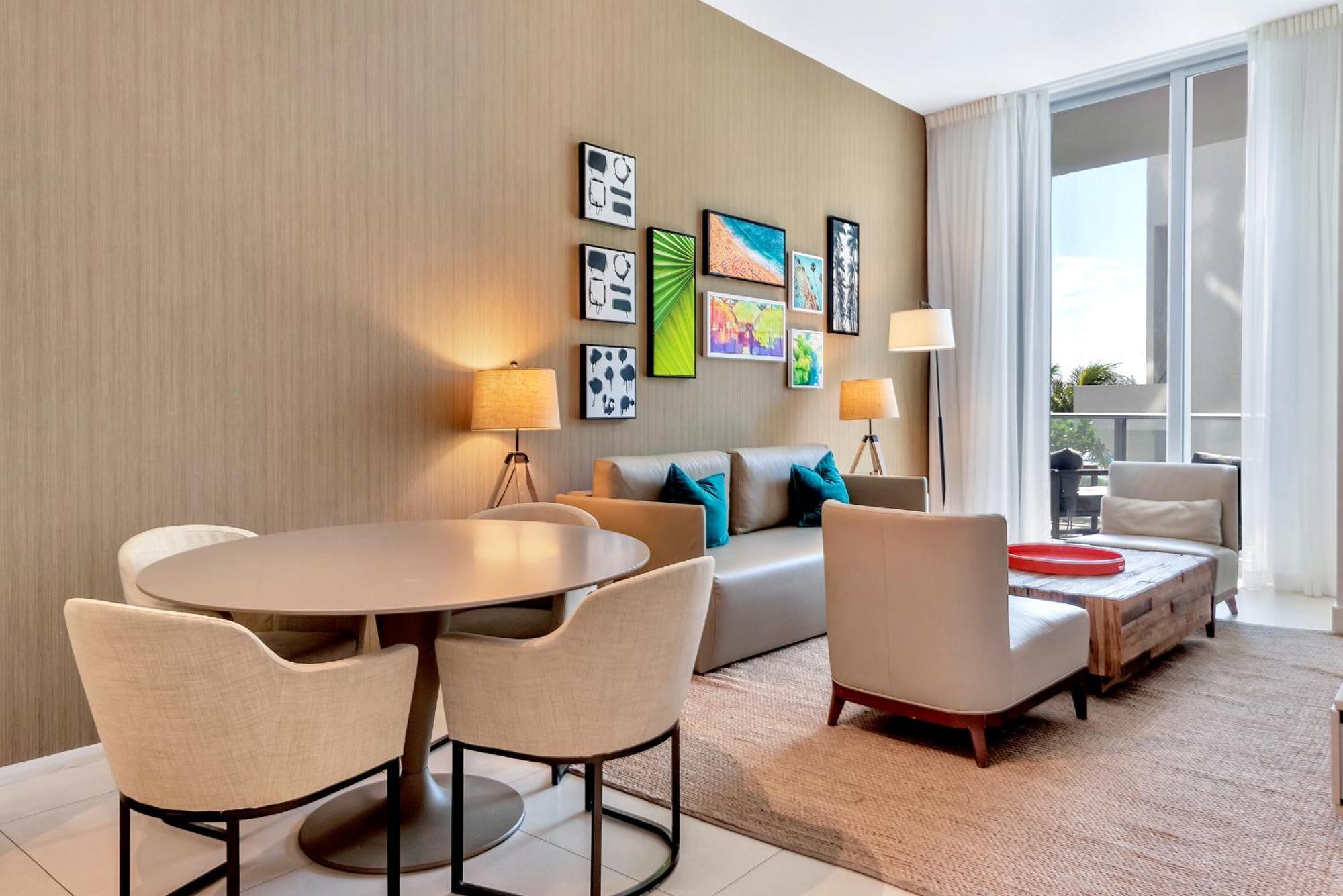 203-1Br/1Ba At The Beach Gem! Lux Amenities! Hollywood Eksteriør bilde